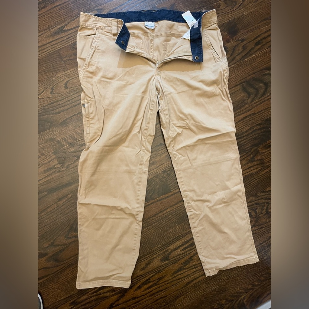 Columbia hiking/utility Pants. Size 38x30. Good condition
